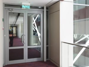 Противопожарная дверь EIW-90 / серия FRM7129